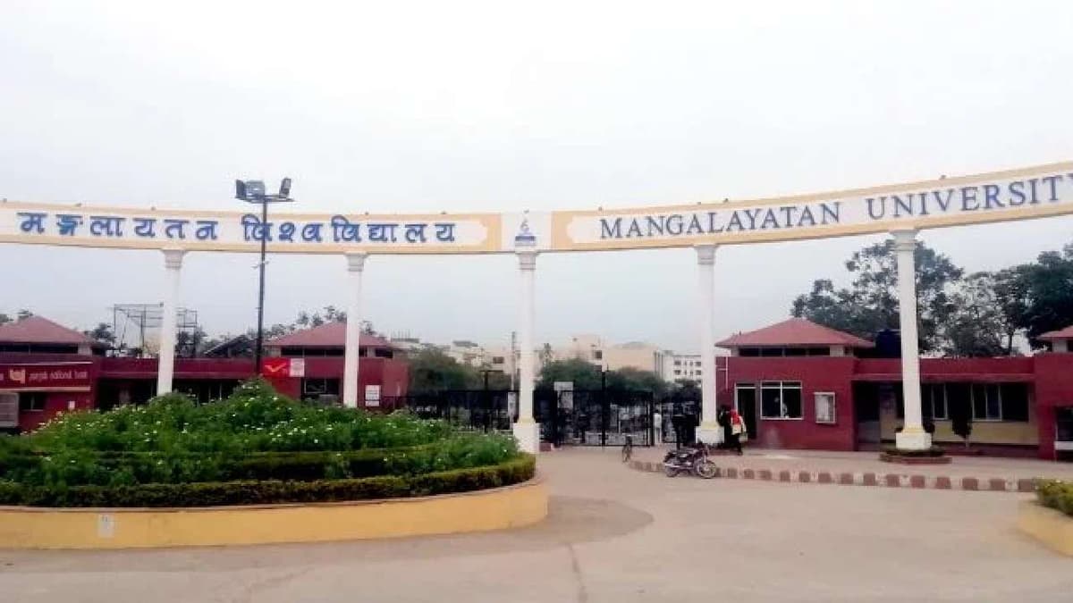 Mangalayatan University campus